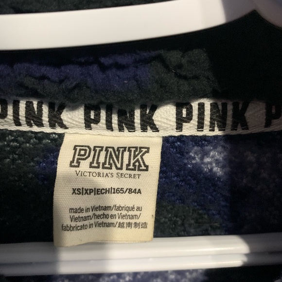 victoria secret pink sherpa quarter zip size xs - Picture 3 of 3